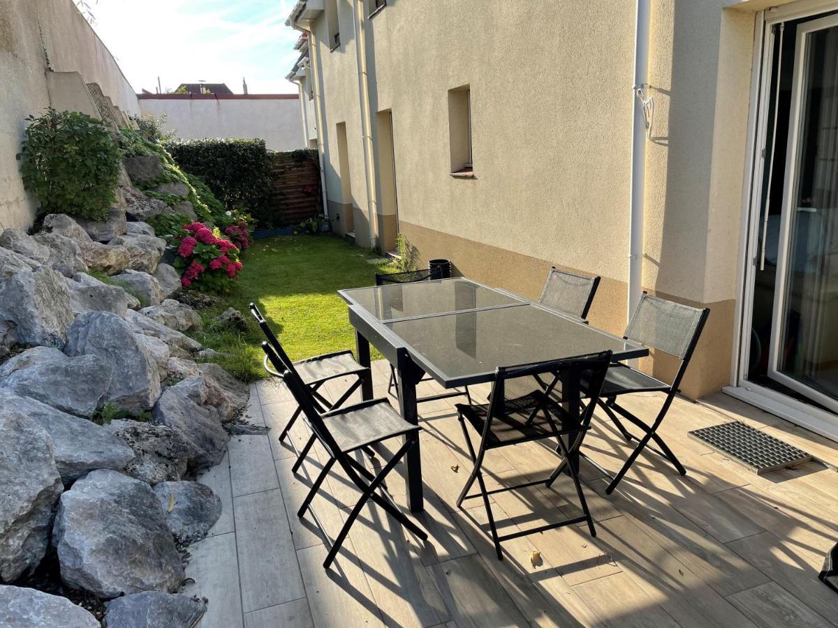 Villa Louise - Appartement Spacieux Proche Digue Avec Jardin Wimereux Esterno foto